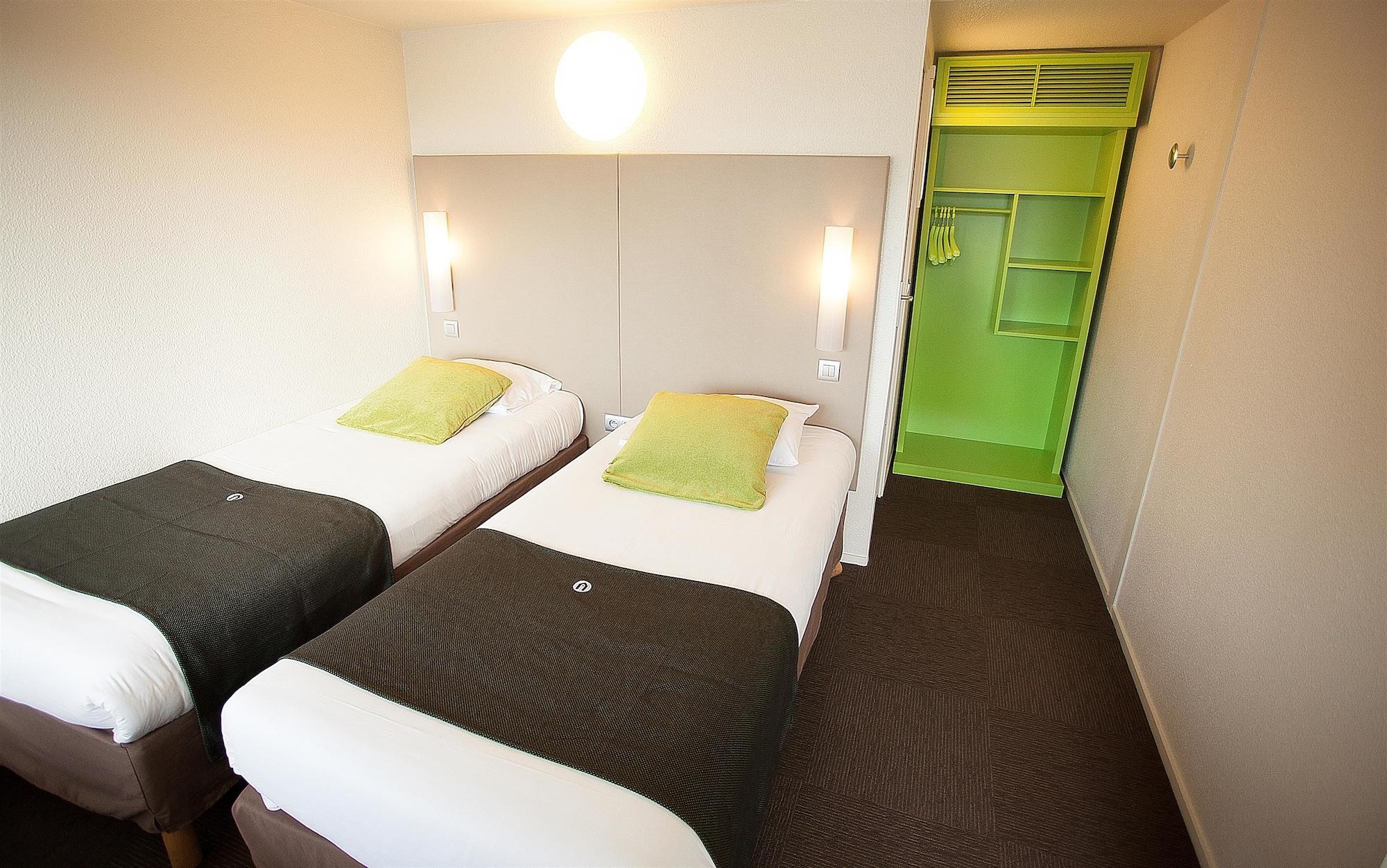 Hotel Campanile Evry Est - Saint Germain Les Corbeil Exteriér fotografie