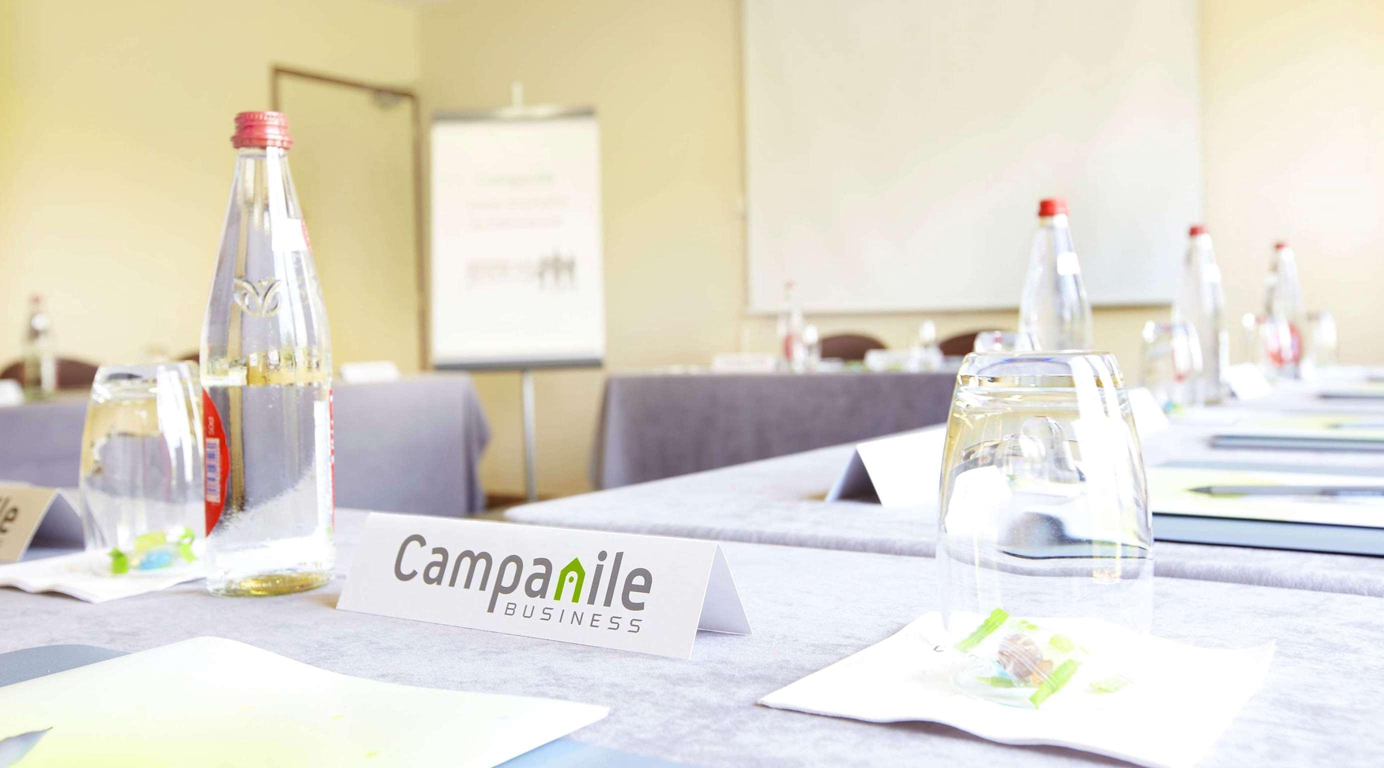 Hotel Campanile Evry Est - Saint Germain Les Corbeil Exteriér fotografie